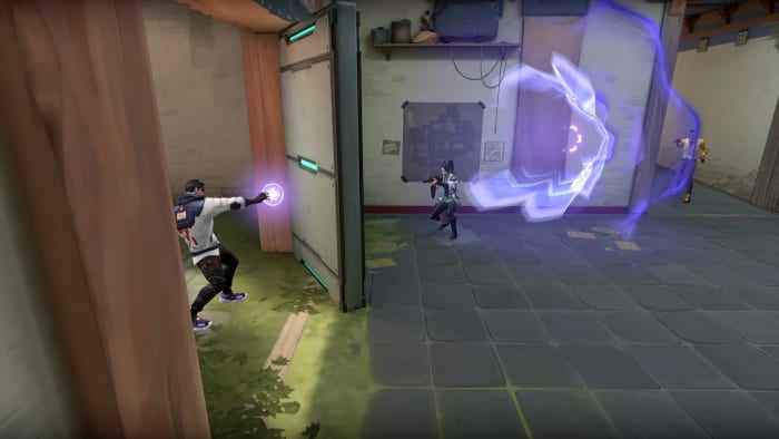 Iso flashing through door